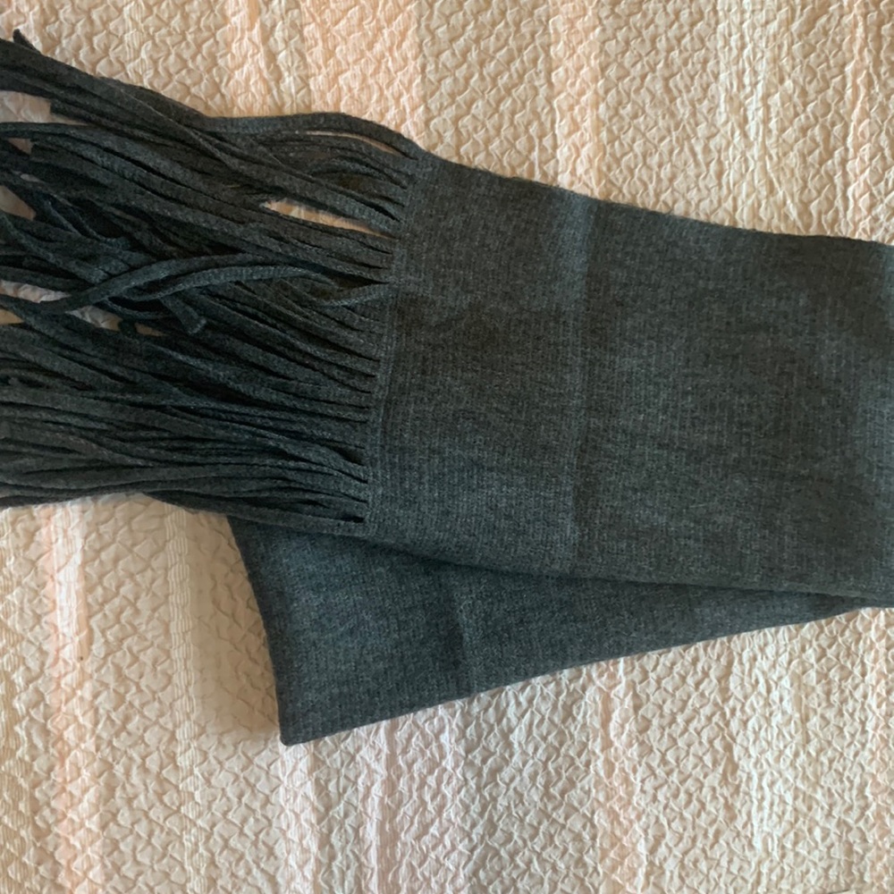 Lucky Brand Gray Scarf